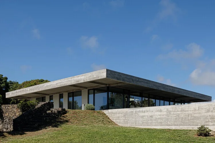 Casa CR, projet résidentiel de SO Arquitetura & Design à São Miguel